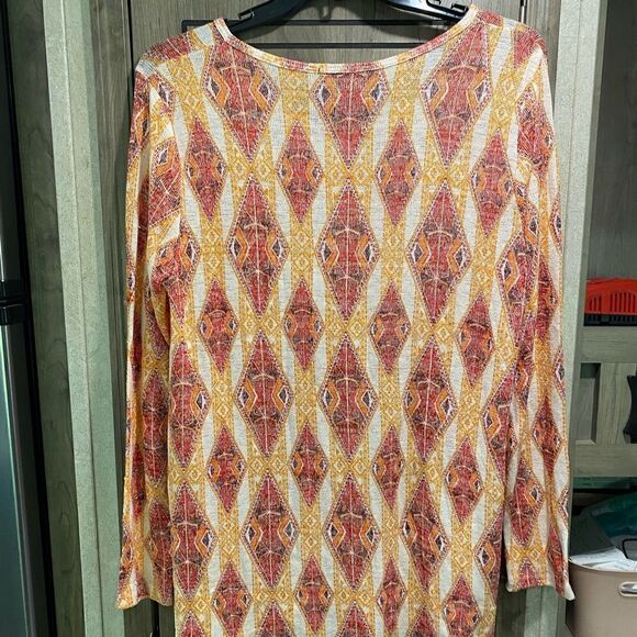 Signature Studio Women’s XL Design Lightweight Sweater - Picture 2 of 3